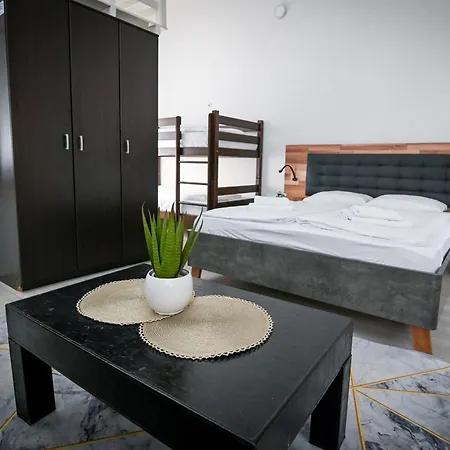 Old Town Whisper Daire *