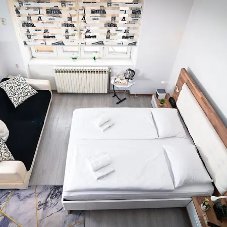 Old Town Whisper Daire