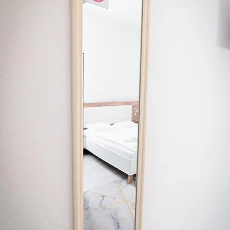 Old Town Whisper Daire Saraybosna